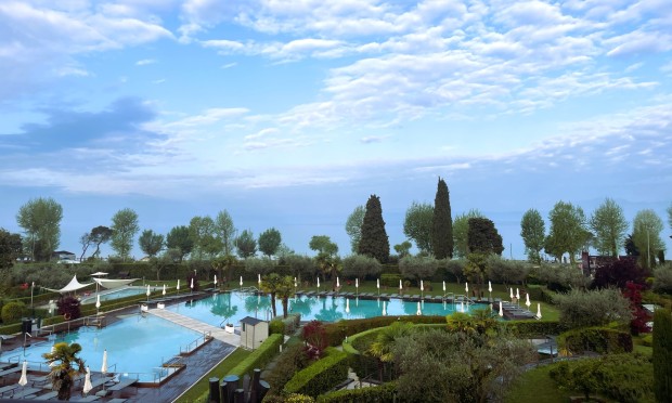 Der Blick von unserem Hotelzimmer auf den Gardasee.