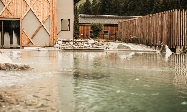Feuerstein's swimming lake from a different perspective