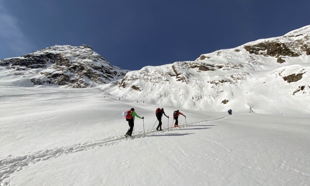 Schneeschuhwanderer unterwegs