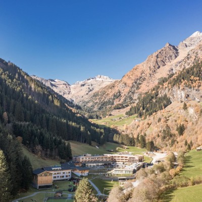 Ansicht Hotel Feuerstein im Sommer