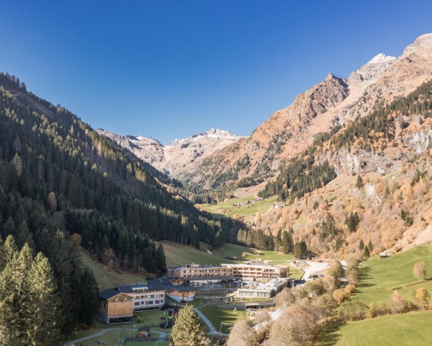Ansicht Hotel Feuerstein im Sommer