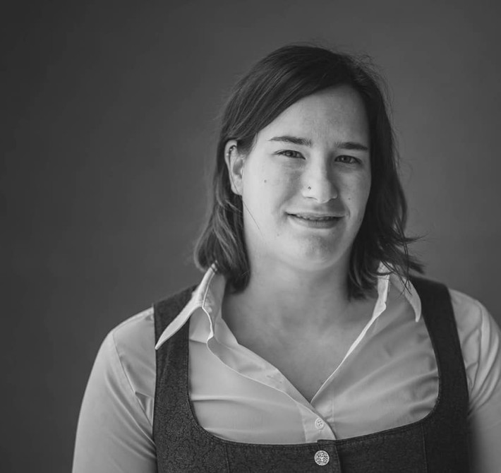 Claudia Gogl Verwaltungsmitarbeiterin