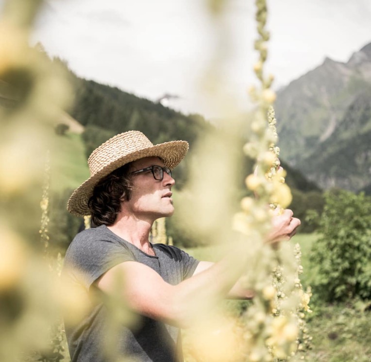 Im Familienhotel Feuerstein arbeiten wir mit regionalen Partnern zusammen: Wipptaler Kräutergarten