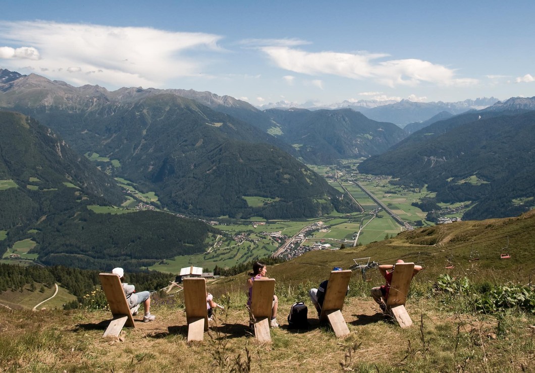 Wandern in der Nähe vom Familienhotel Feuerstein, dem idealen Ort für Urlaub in den Bergen mit Kindern