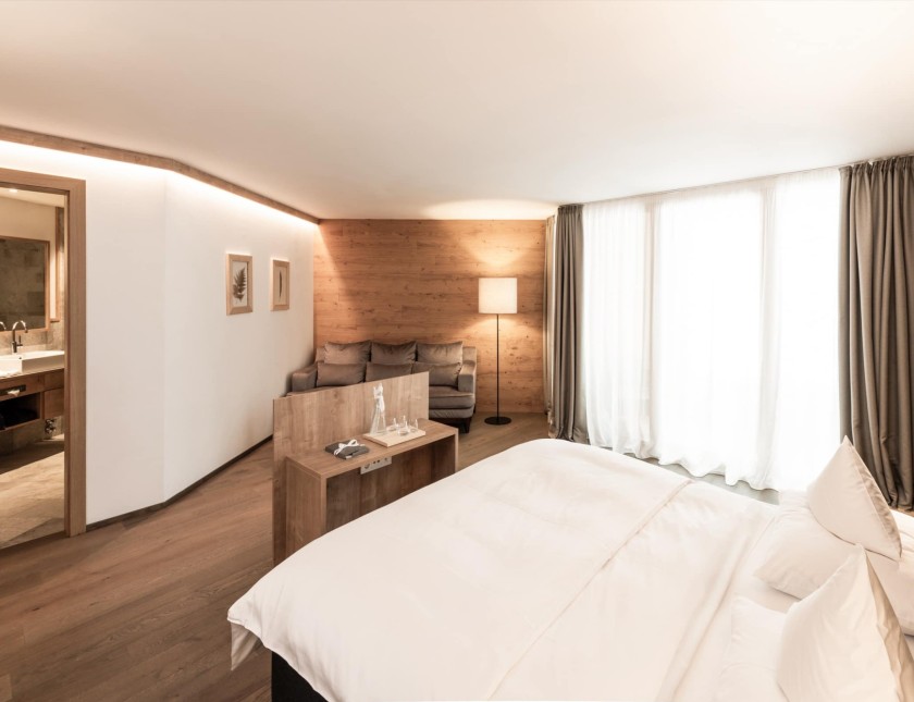 Doppelbett des Familienzimmer Serpentin